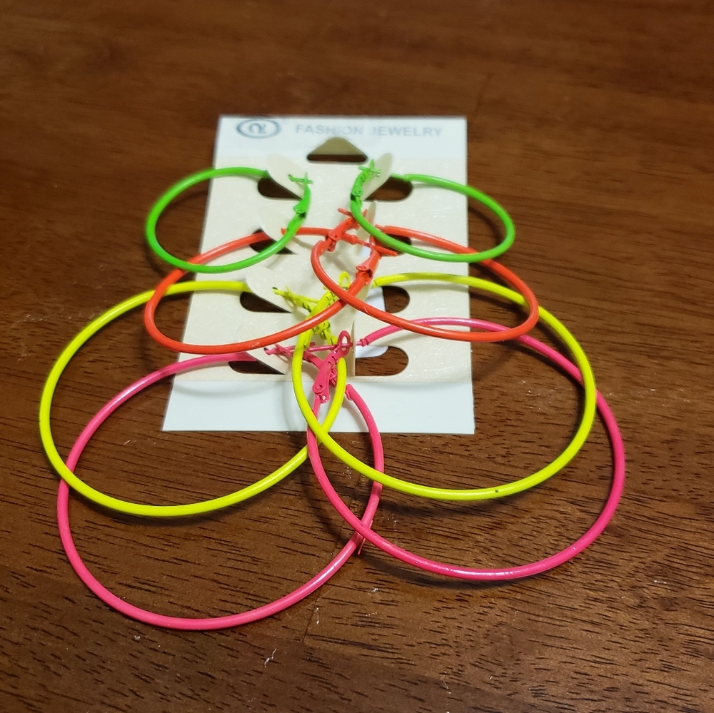 Hoop Earrings In Bright And vibrant Neon Colors 🎁